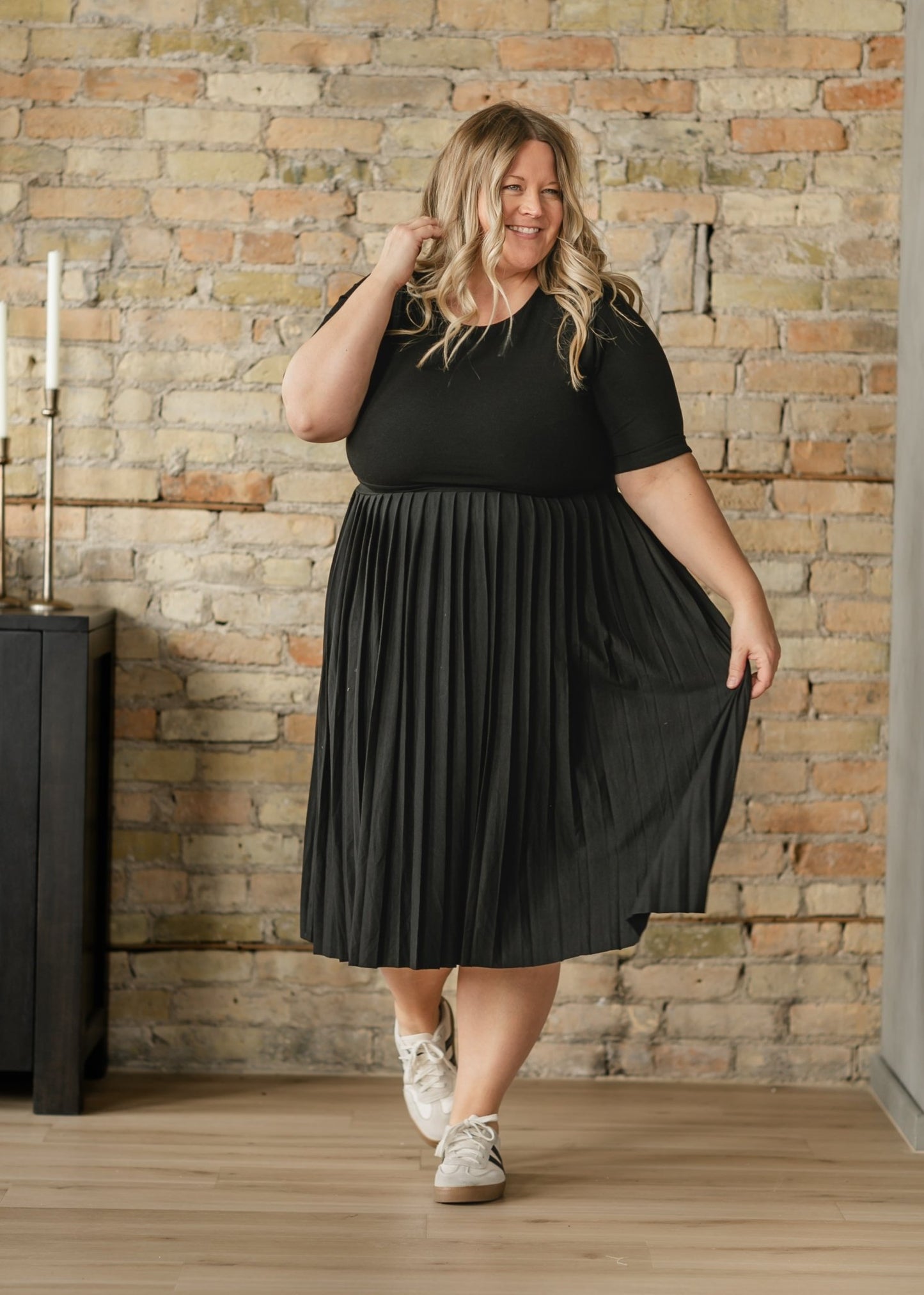 Emersyn Pleated Midi Dress – Black IC Dresses by Inherit Co.