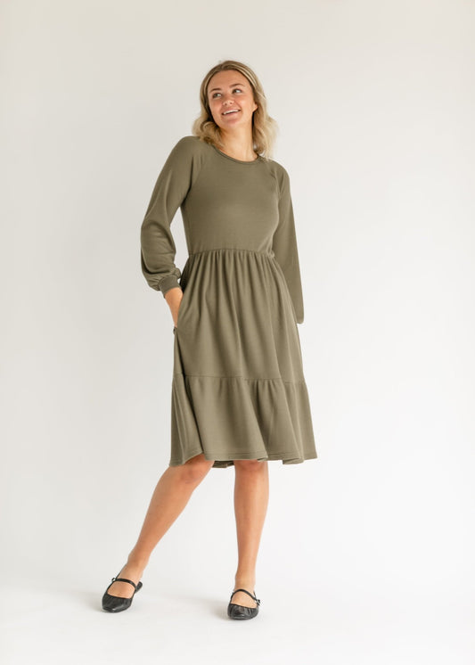 Luna Long Sleeve Tiered Midi Dress