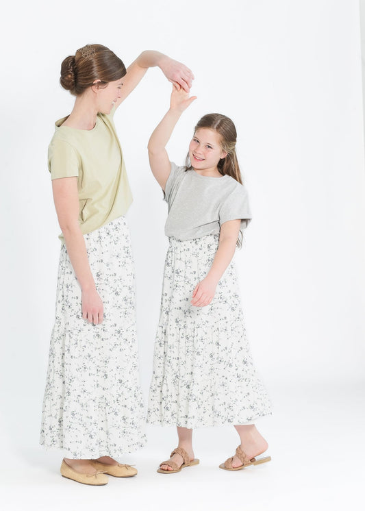 Lynn Tiered Peasant Maxi Skirt Purple Floral
