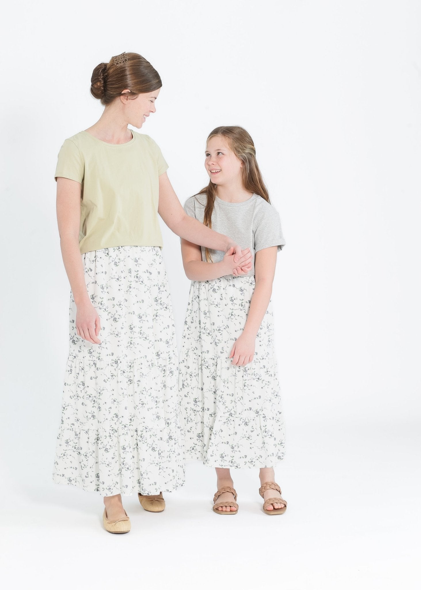 Lynn Tiered Peasant Maxi Skirt Purple Floral – XS IC Skirts by Inherit Co.